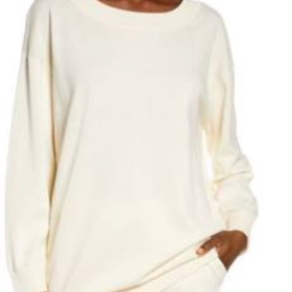💕💕WILLIAM B Pale Yellow Tunic - M💕💕 - Picture 1 of 8
